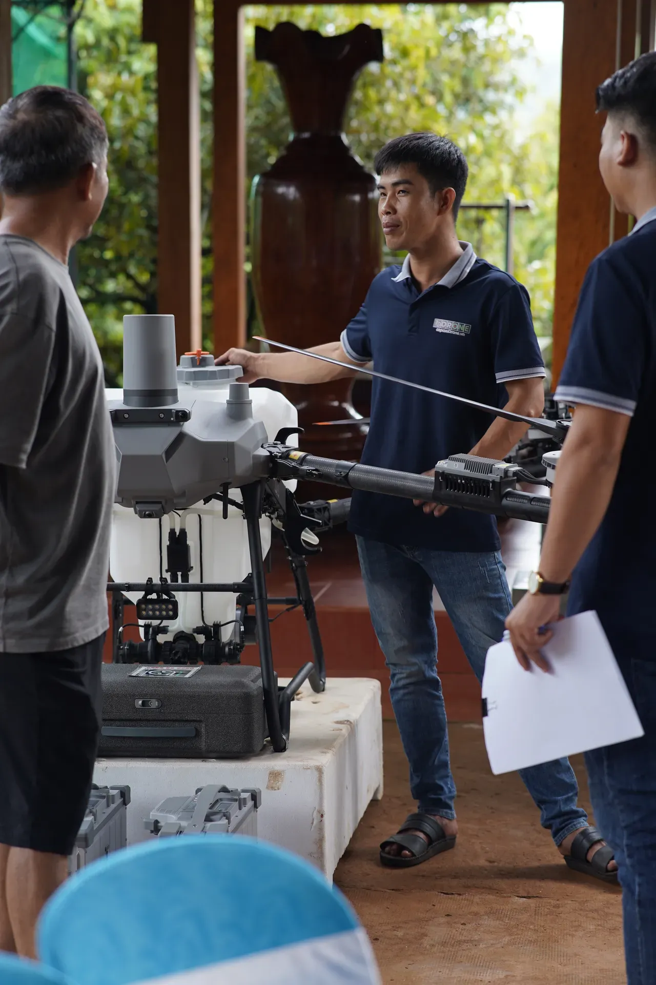 Chuyển giao & vận hành đội bay nông nghiệp